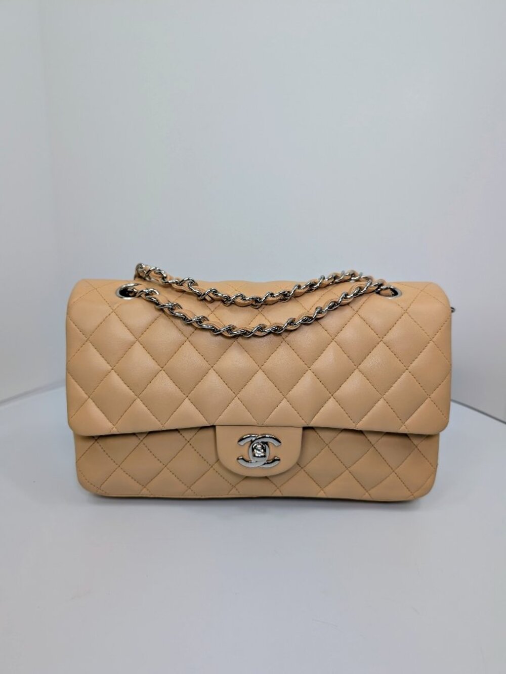 Chanel Vintage Beige Clair Lambskin Classic Medium Double Flap Shoulder Bag